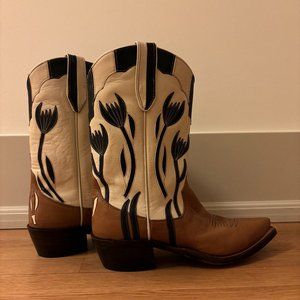Miron Crosby Cowboy Dolly 2.0 boots
